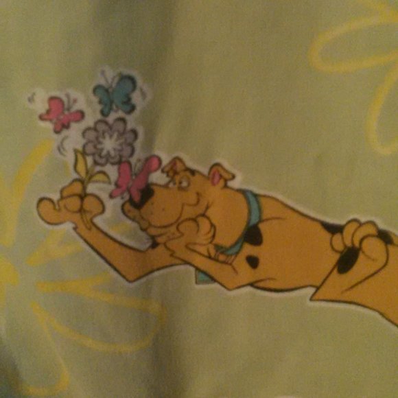 Adorable Scooby Doo Scrub Top Size S - Picture 6 of 8